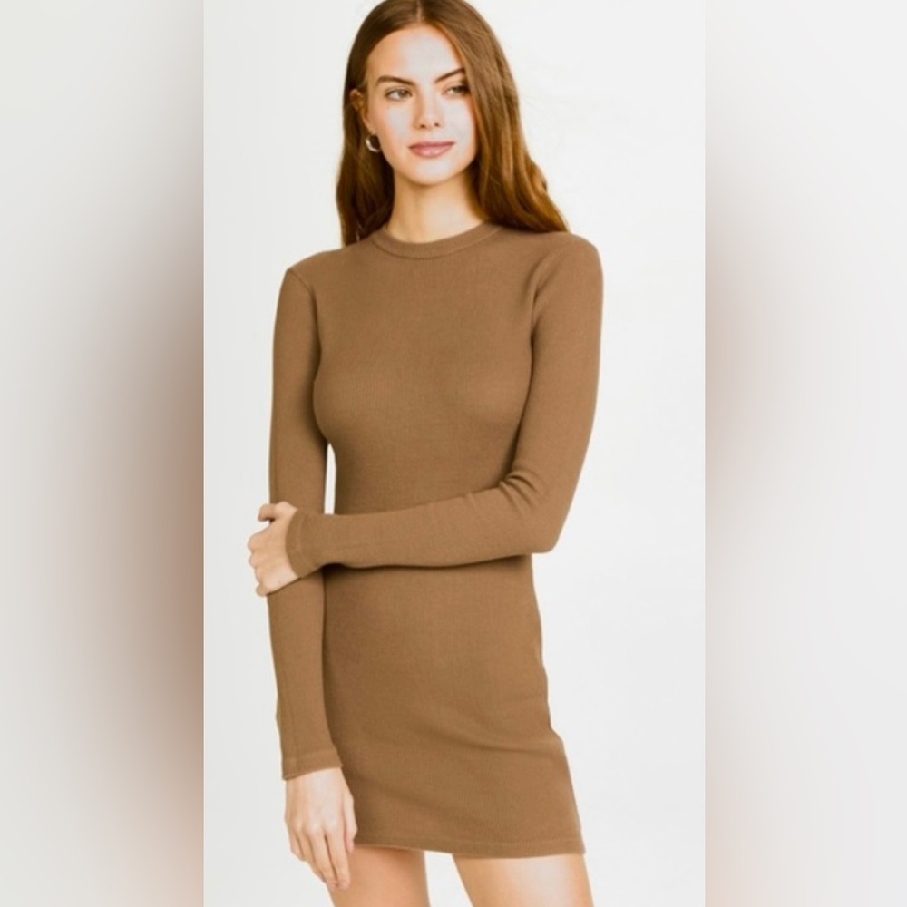 NWT MONROW Brushed Thermal Mini Dress
Dusty Olive Color